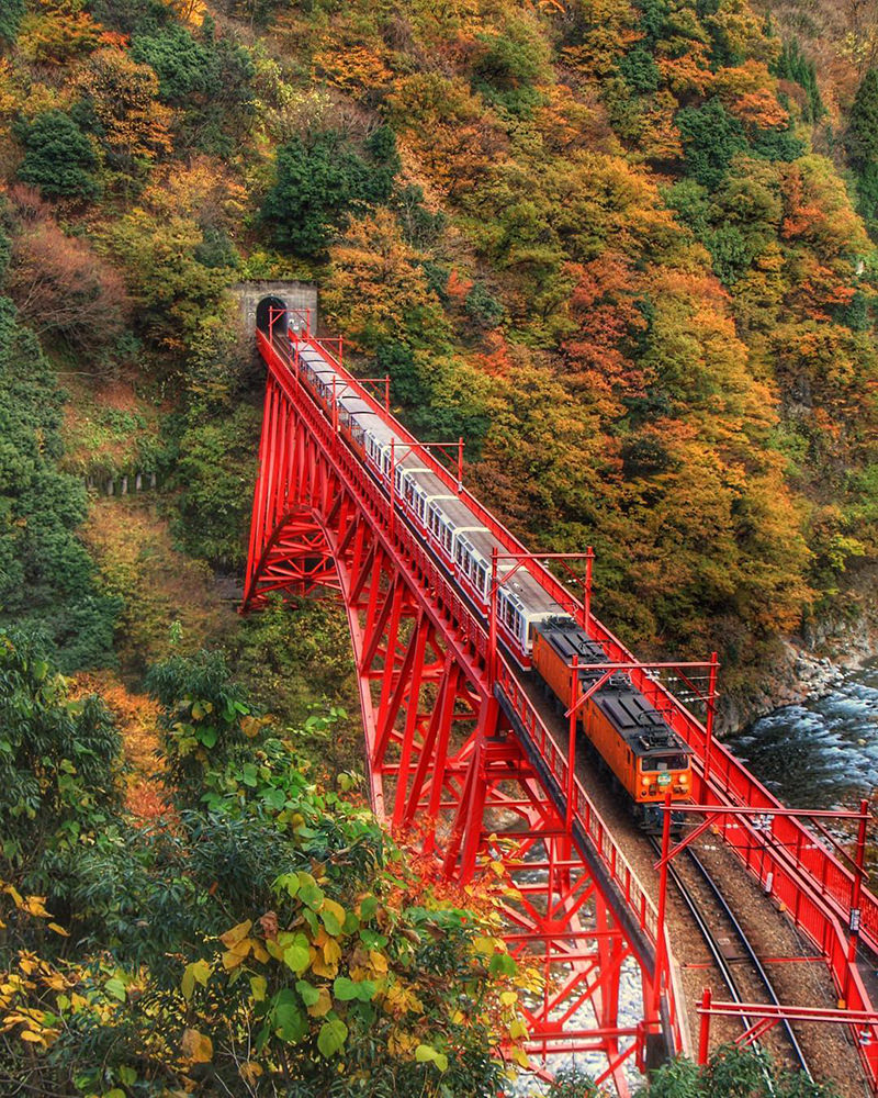 黒部峡谷トロッコ電車