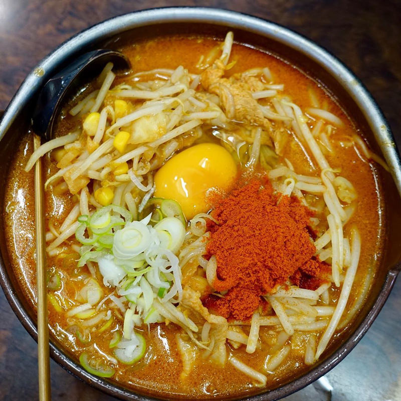 柳家本店の元祖キムチ納豆ラーメン