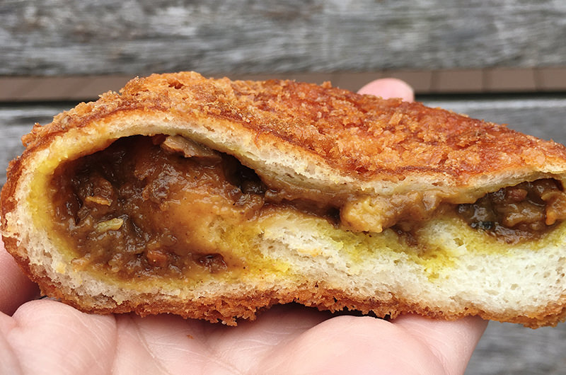 Zopfのカレーパン断面