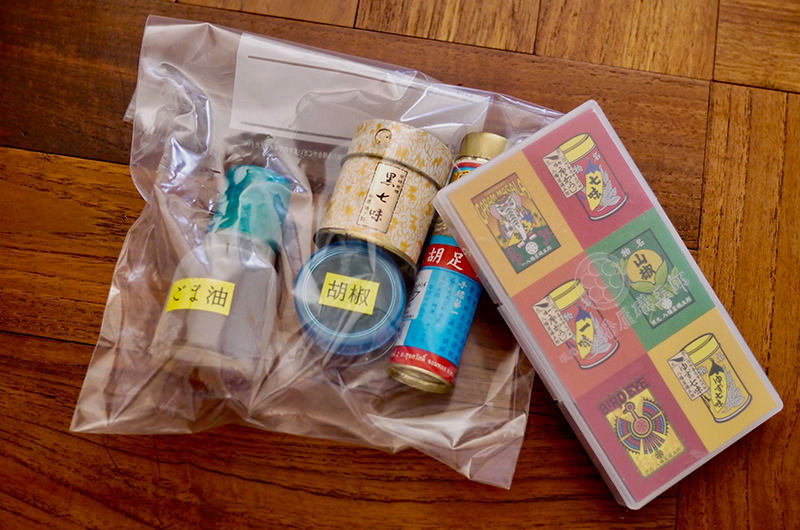 唐辛子や胡椒などの調味料