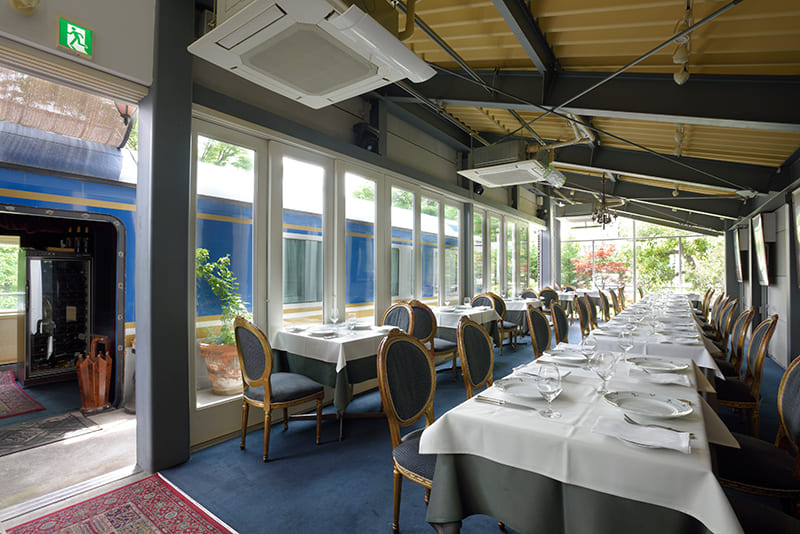 アタゴール内観