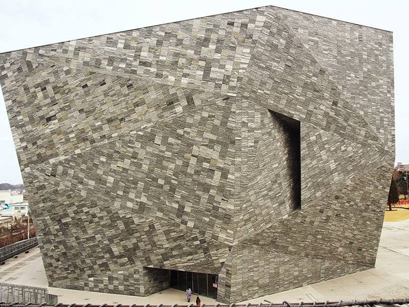 角川武蔵野ミュージアム