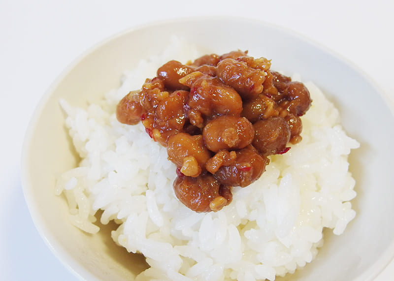 スタミナ水戸納豆をのせたご飯