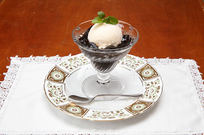 山の上ホテル コーヒーパーラー ヒルトップのコーヒーゼリー（写真提供：株式会社山の上ホテル）