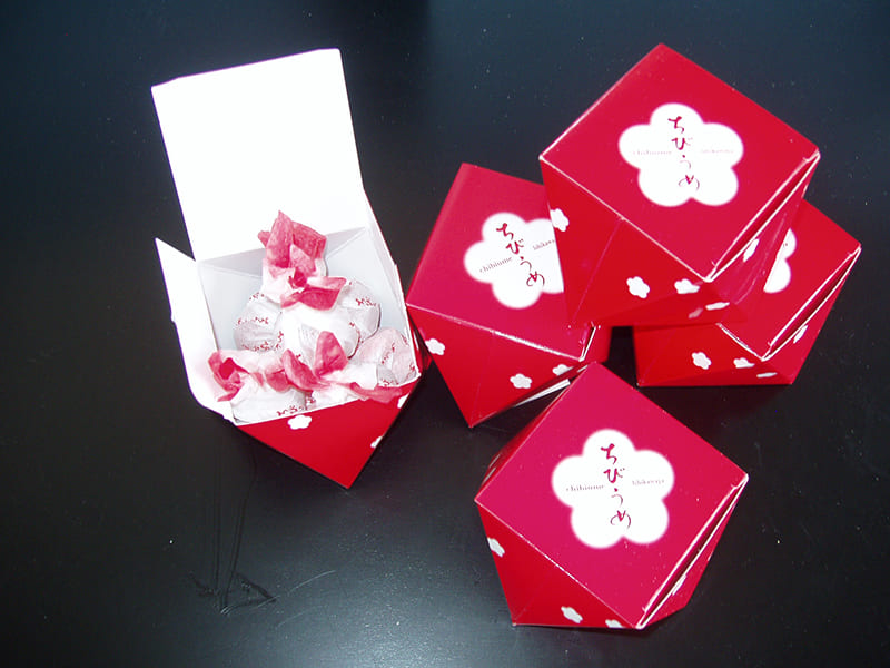 石川屋本舗の「ちびうめ」（写真提供：石川屋本舗）。