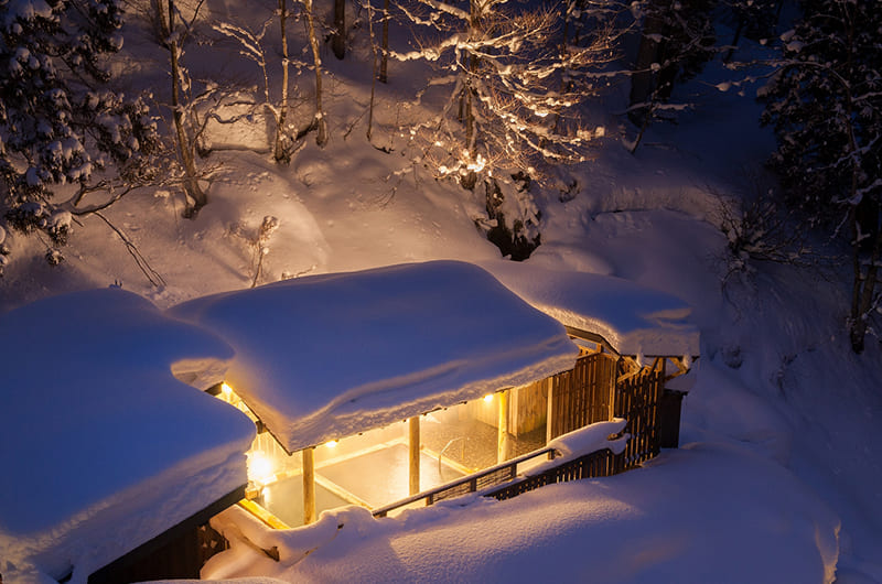 ひなの宿 ちとせの「月見の湯」（写真提供：ひなの宿 ちとせ）。